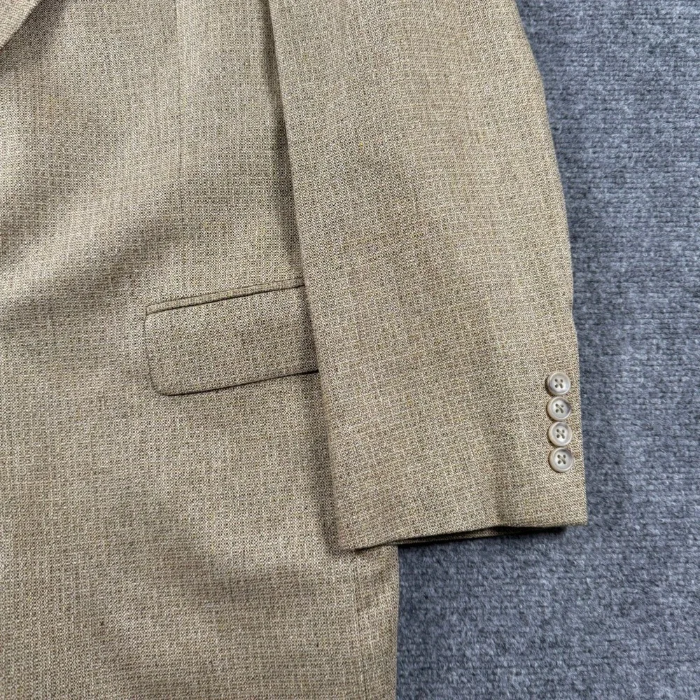 Jos A Bank Sport Coat Mens 41R Tan 100% Silk Blazer Signature Collection Luxury